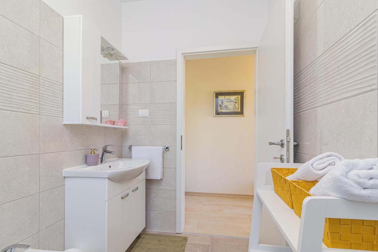 Apartment Mirjana 2 Medulin