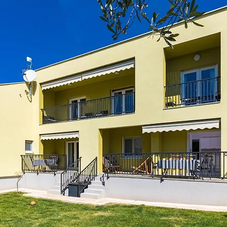 Apartments Mirjana Medulin 2 Exterior photo