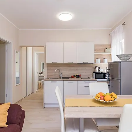 Apartments Mirjana Medulin 2 Exterior photo