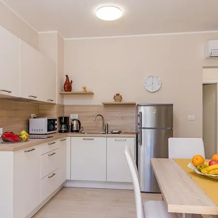 Apartments Mirjana Medulin 2 Exterior photo